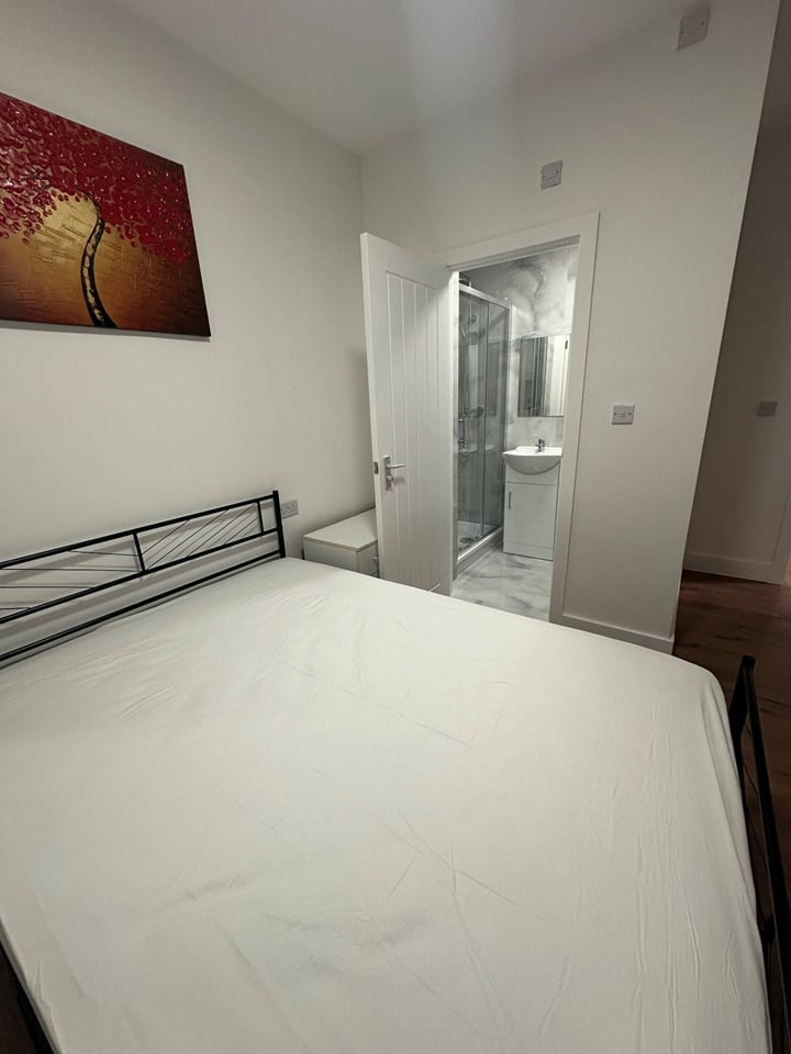Additional image 5 of Room in a Shared Flat, Henton Road, LE3, N1 7GU