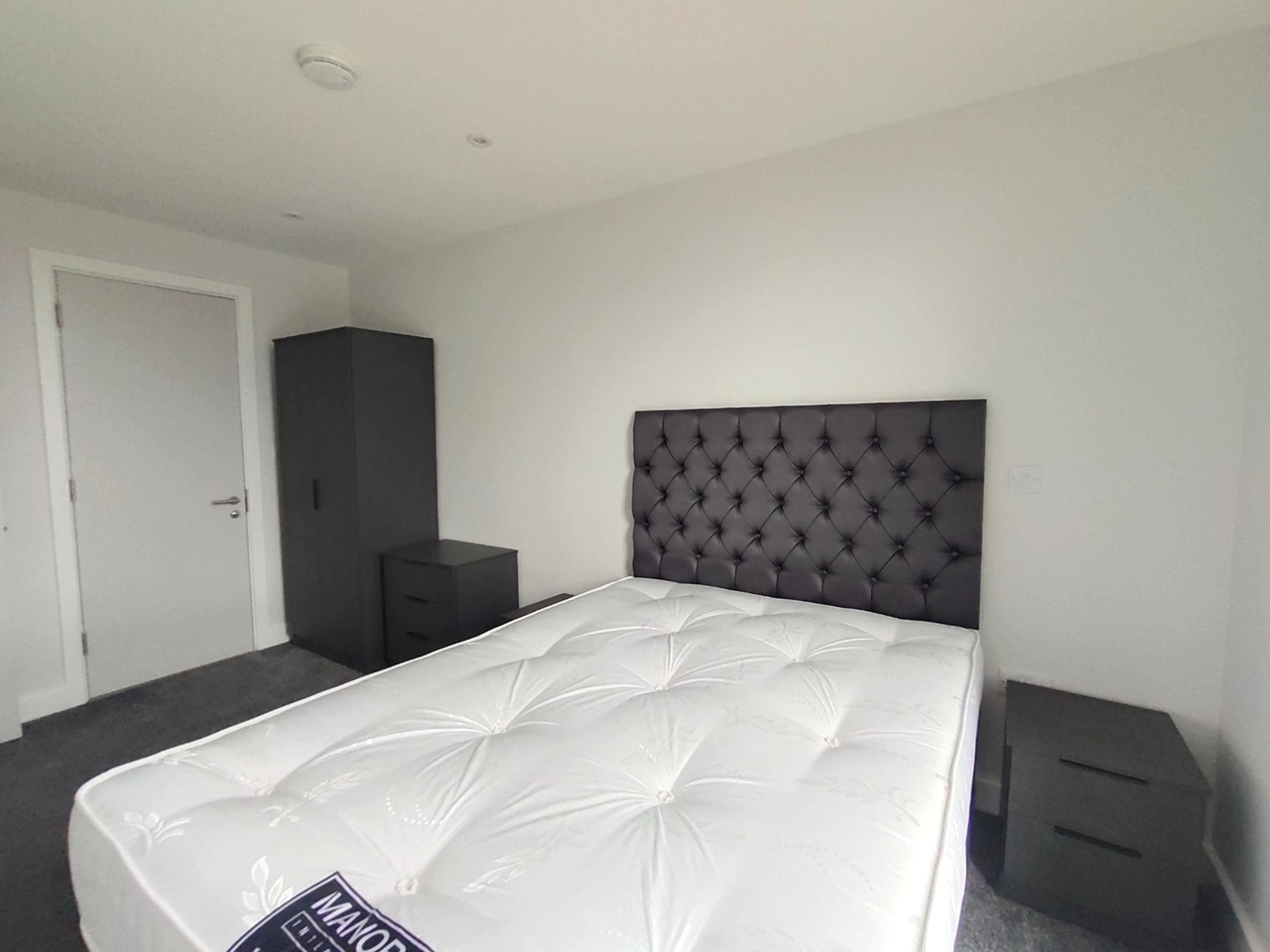 Additional image 7 of 3 Bed Flat, Block B, M5, N1 7GU