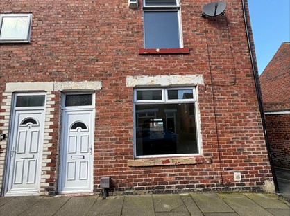 2 Bed Terraced House, Kilburn St, DL4