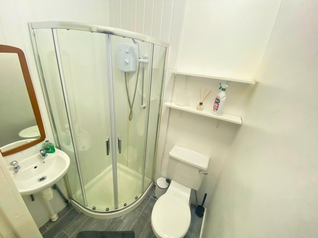 Additional image 7 of Room in a Shared House, Richmond Grove, M13, N1 7GU