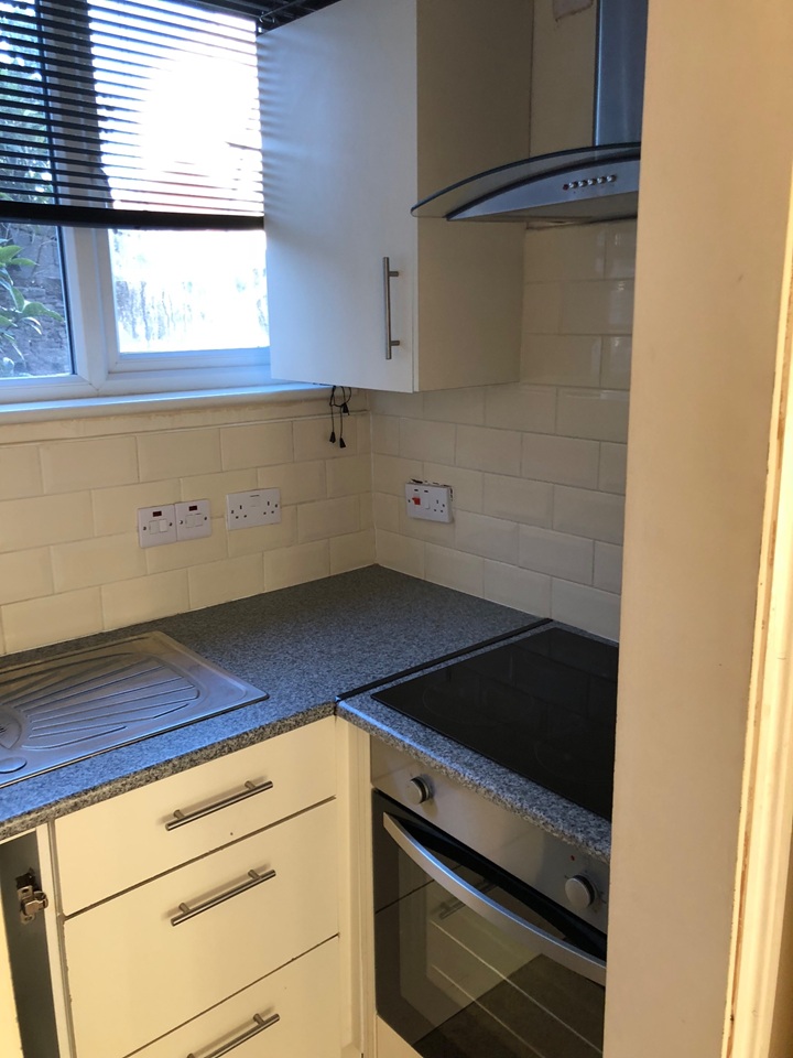 Additional image 2 of Studio Flat, Lawford St, BS2, N1 7GU