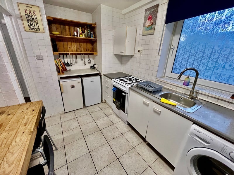 Additional image 13 of Room in a Shared House, London Uk, SE16, N1 7GU