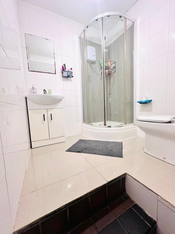 Additional image 12 of Studio Flat, Kilburn High Road, NW6, N1 7GU