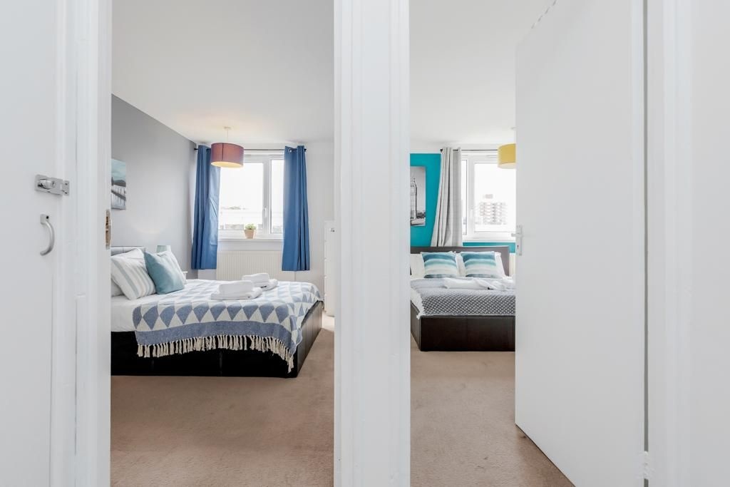 Additional image 7 of 2 Bed Maisonette, Cable St, E1W, N1 7GU