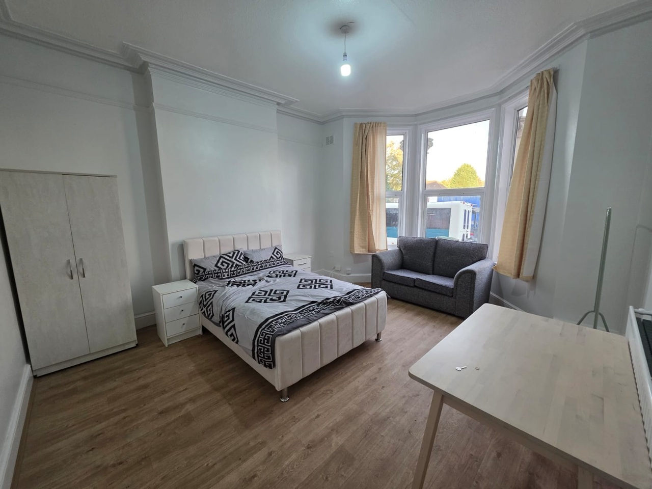 Additional image 3 of 5 Bed Semi-Detached House, Heybarnes Road, B10, N1 7GU