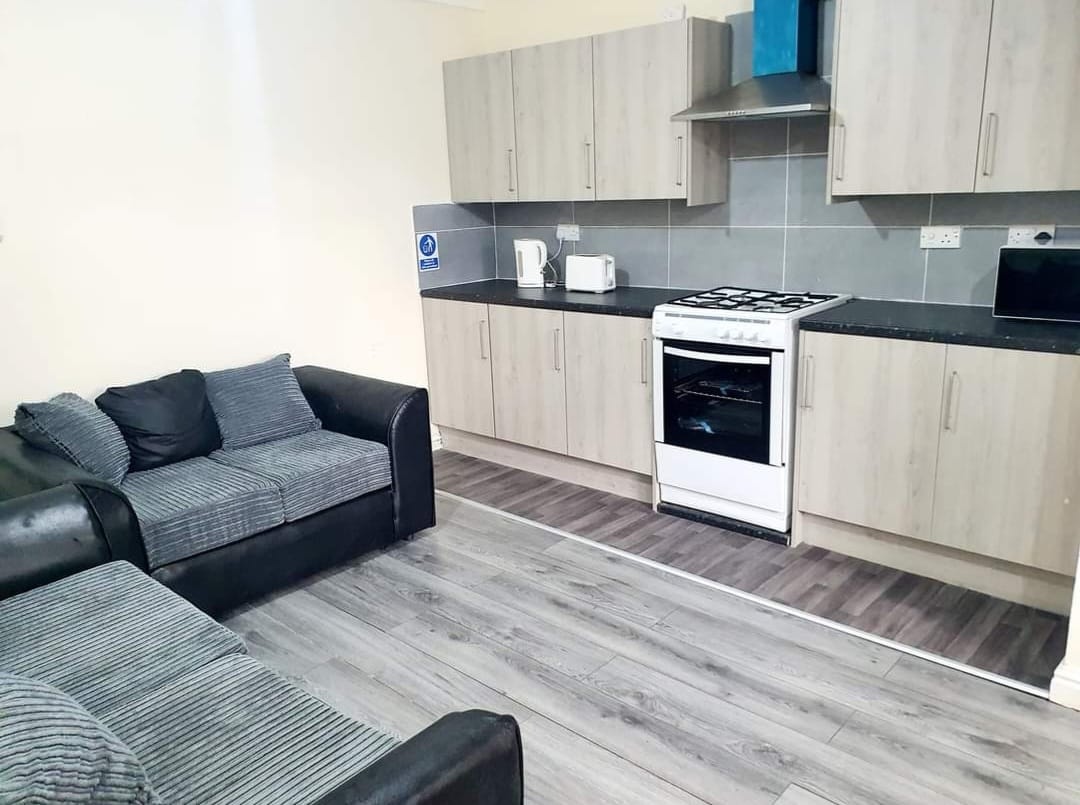 Additional image 4 of 5 Bed Semi-Detached House, Heybarnes Road, B10, N1 7GU