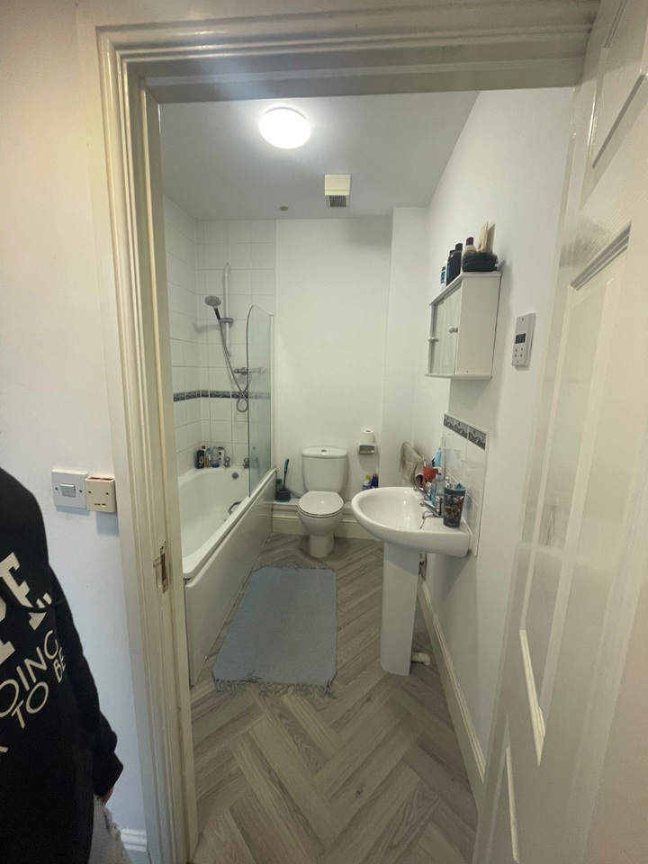 Additional image 10 of Room in a Shared House, Denison Road, M14, N1 7GU