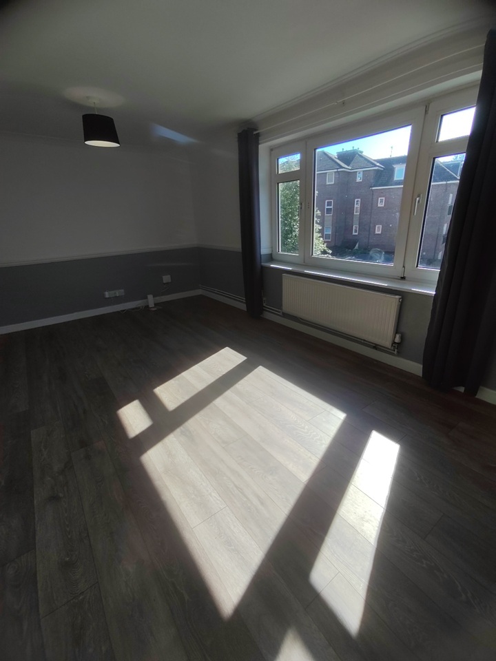 Additional image 11 of 2 Bed Flat, The Parkside, SO16, N1 7GU