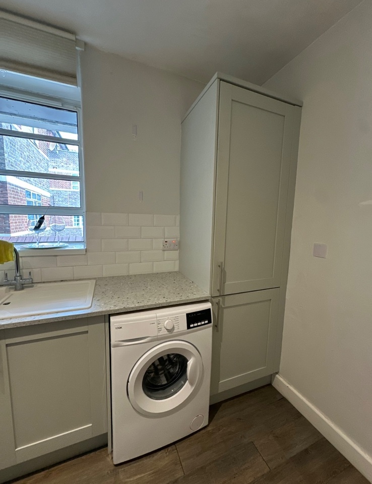 Additional image 15 of 2 Bed Flat, Holm Oak Mews, SW4, N1 7GU