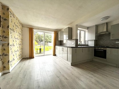 3 Bed Semi-Detached House, Kingsway Road, WV10