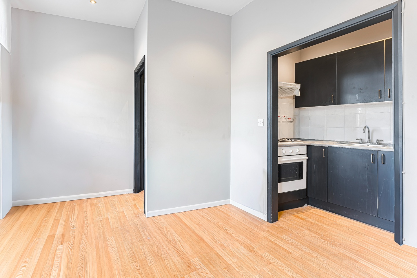 Additional image 4 of 1 Bed Flat, New Kings Road, SW6, N1 7GU