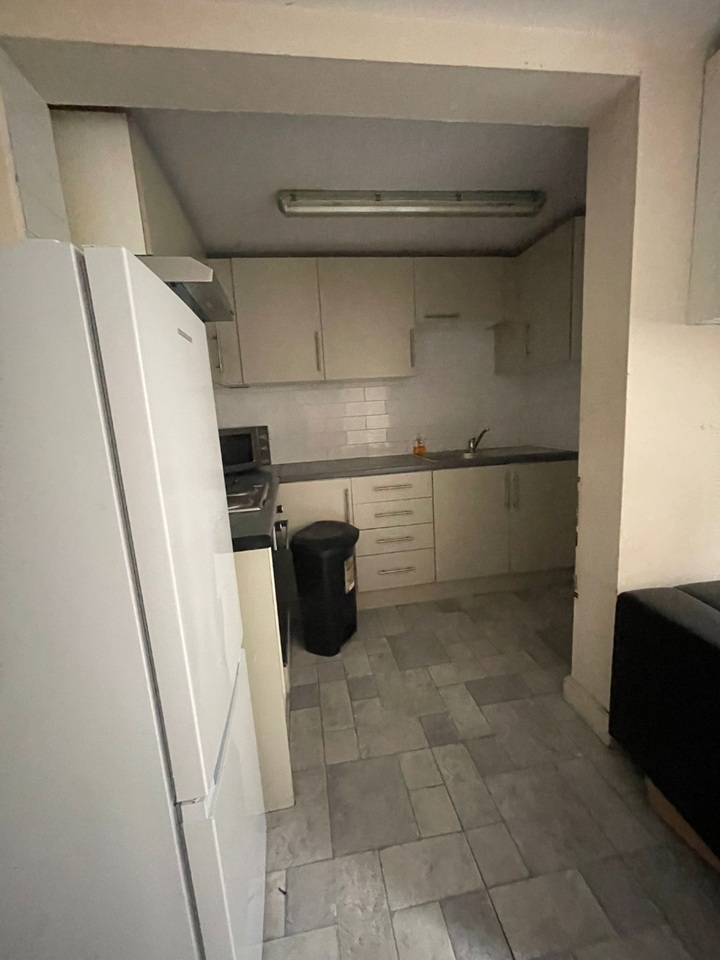 Additional image 3 of Room in a Shared House, Haddon Road, LS4, N1 7GU