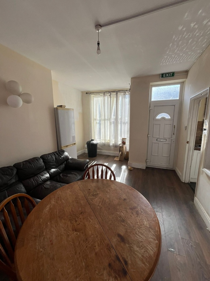 Room in a Shared House, St Hildas Mount, LS9, N1 7GU