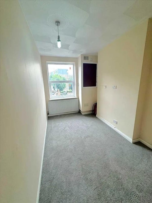 Additional image 7 of 2 Bed Flat, Commercial Road, E1, N1 7GU