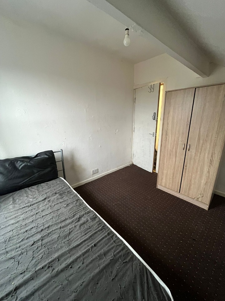 Additional image 2 of Room in a Shared House, Shafton Place, LS11, N1 7GU