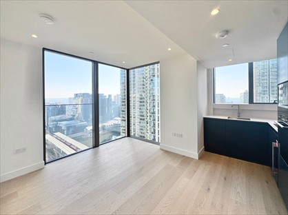 Room in a Shared Flat, Harcourt Tower, E14