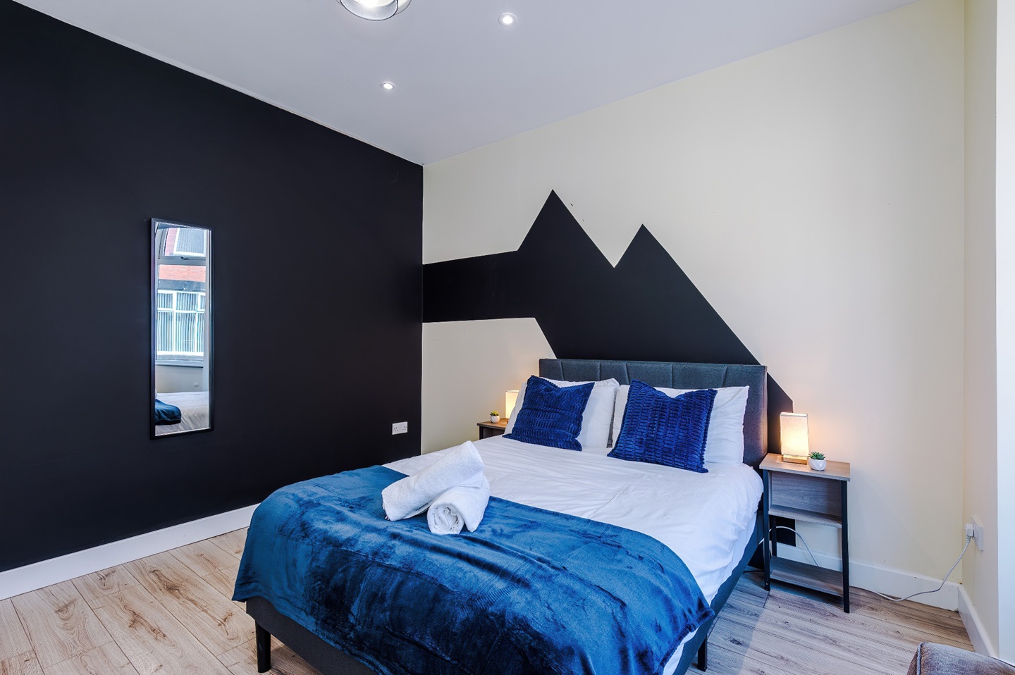 4 Bed Terraced House, Rock St, M7, N1 7GU