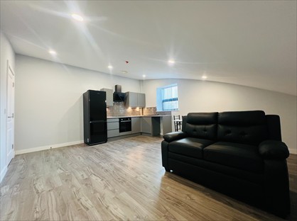 1 Bed Flat, Sunbridge Road, BD1