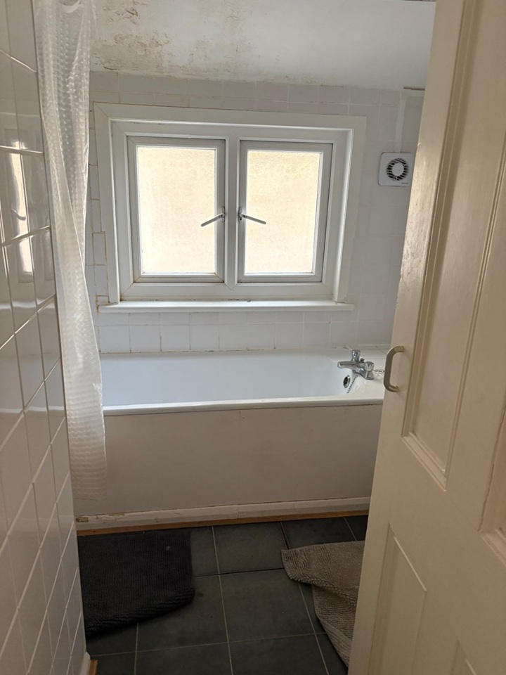 Additional image 7 of 4 Bed Flat, Helix Gardens, SW2, N1 7GU