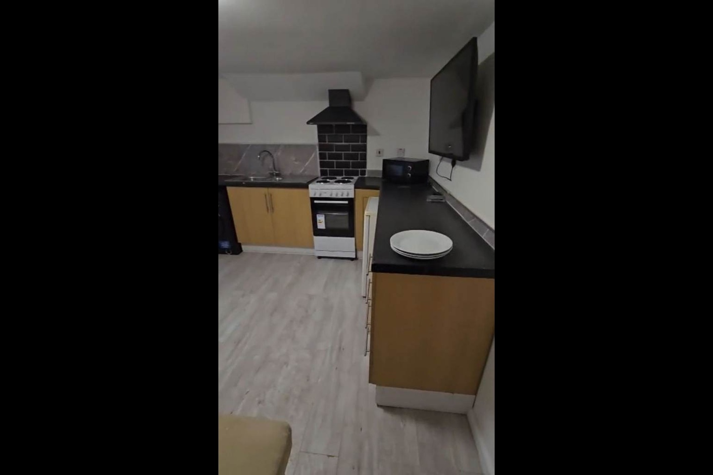 Additional image 3 of 1 Bed Flat, Lower Road, SE16, N1 7GU