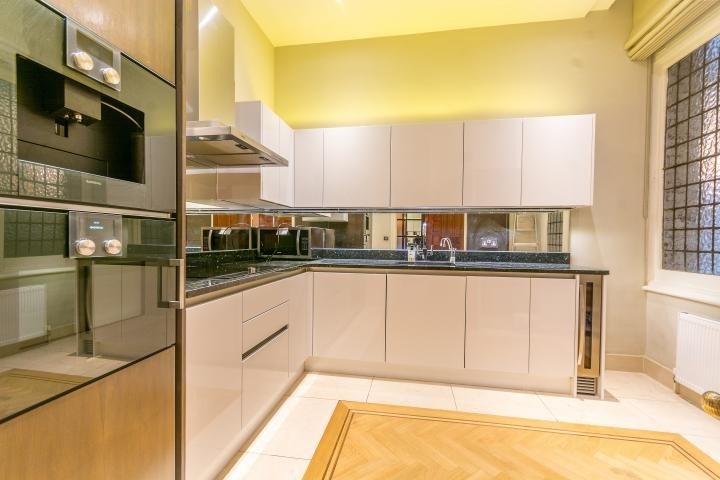 Additional image 12 of 3 Bed Flat, Whitehall Court, SW1A, N1 7GU
