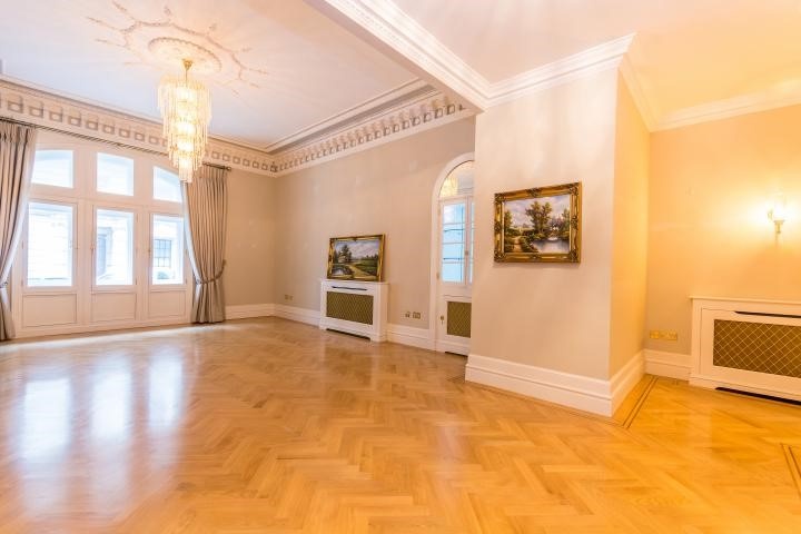 Additional image 13 of 3 Bed Flat, Whitehall Court, SW1A, N1 7GU