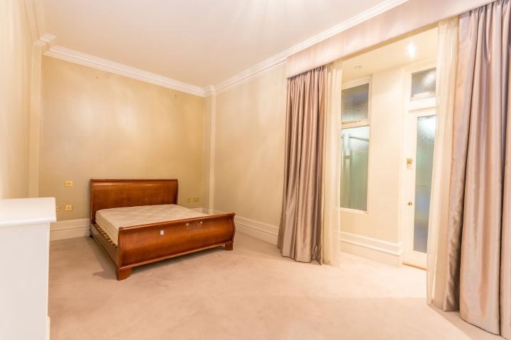 Additional image 14 of 3 Bed Flat, Whitehall Court, SW1A, N1 7GU