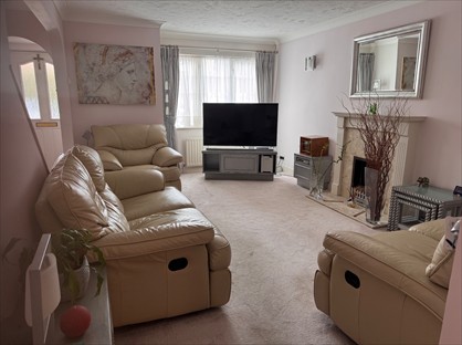 Room in a Shared House, Robeson Way, WD6
