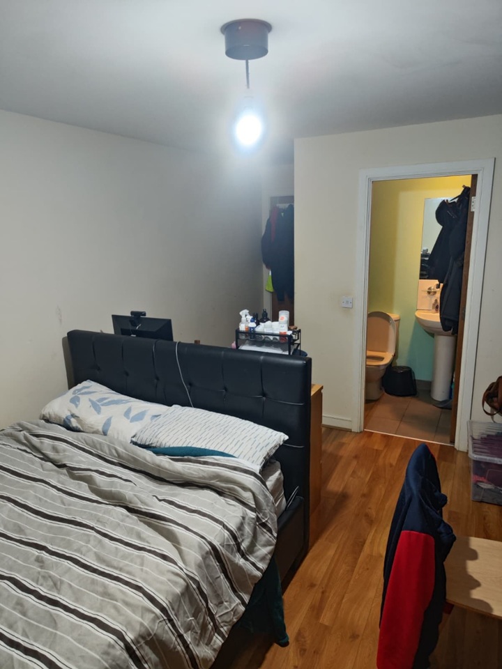 Additional image 3 of 2 Bed Flat, Wellwood St, BT12, N1 7GU