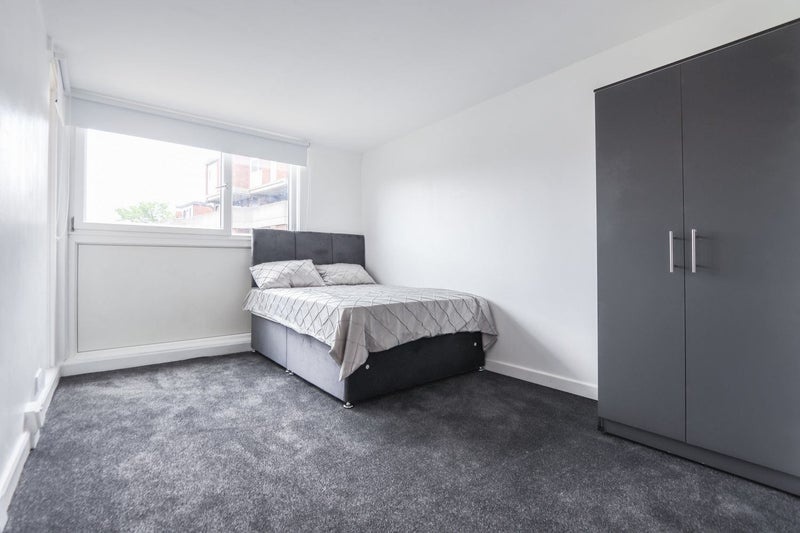 Room in a Shared Flat, Dlr Station, N7, N1 7GU