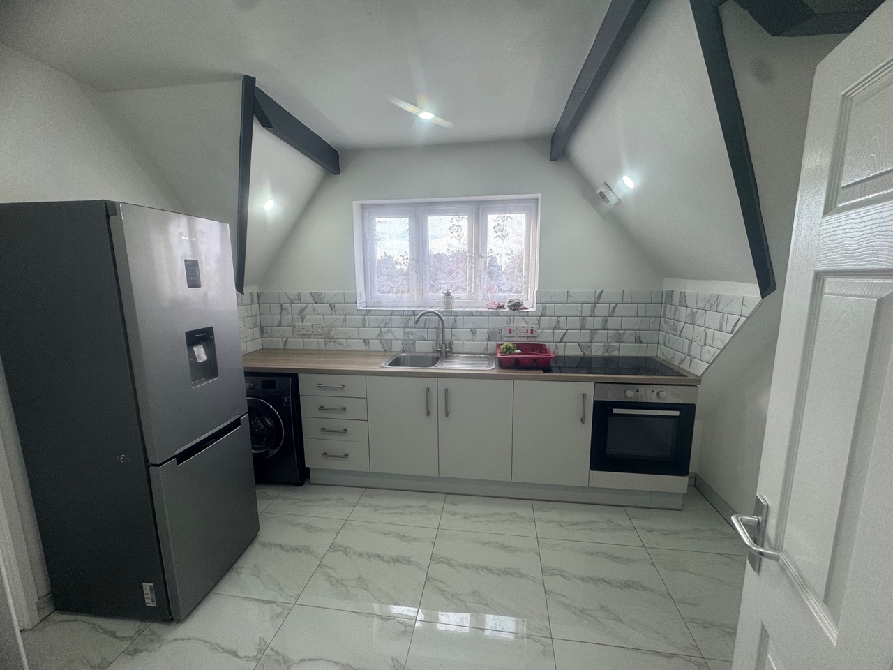 Studio Flat, Anderton Park Road, B13, N1 7GU