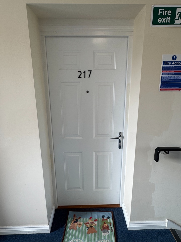 2 Bed Flat, Signals Drive, CV3 photo 2