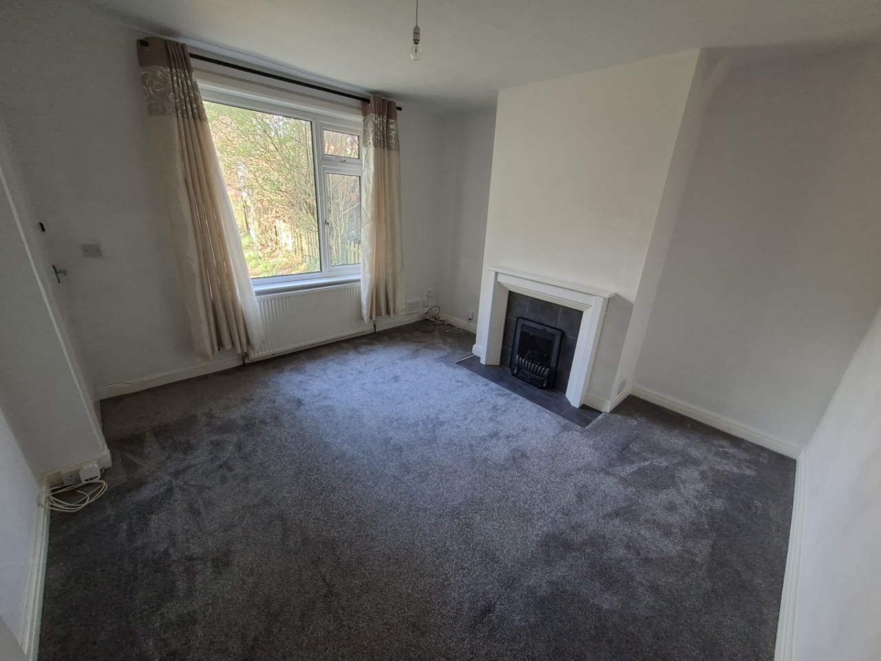 Additional image 2 of 2 Bed Semi-Detached House, Broadway, LS18, N1 7GU
