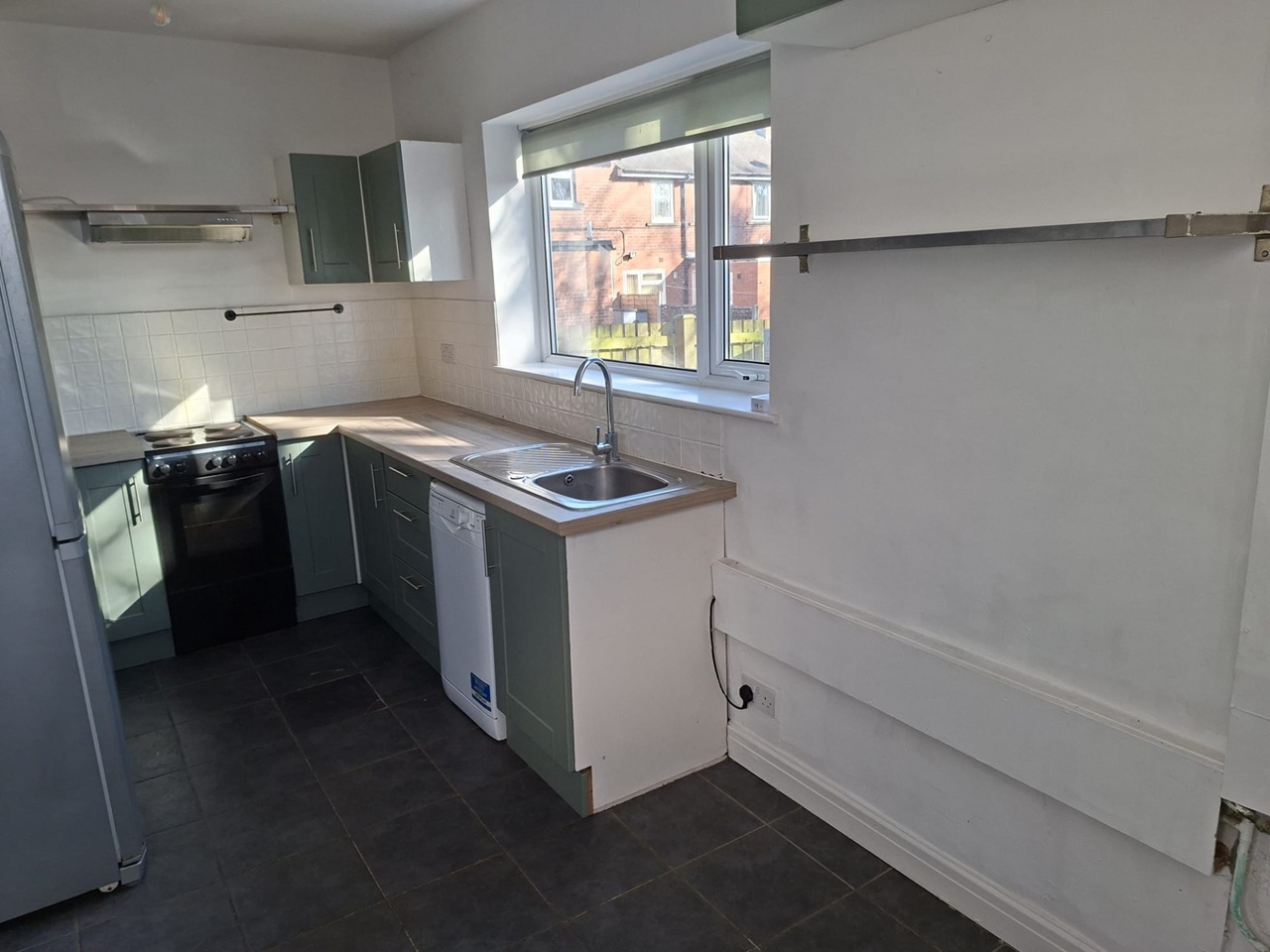 Additional image 3 of 2 Bed Semi-Detached House, Broadway, LS18, N1 7GU