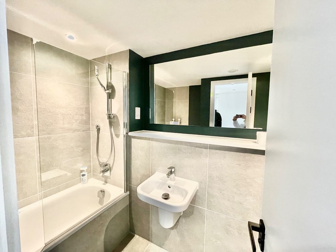 Additional image 11 of 3 Bed Flat, Spinners Way, M15, N1 7GU