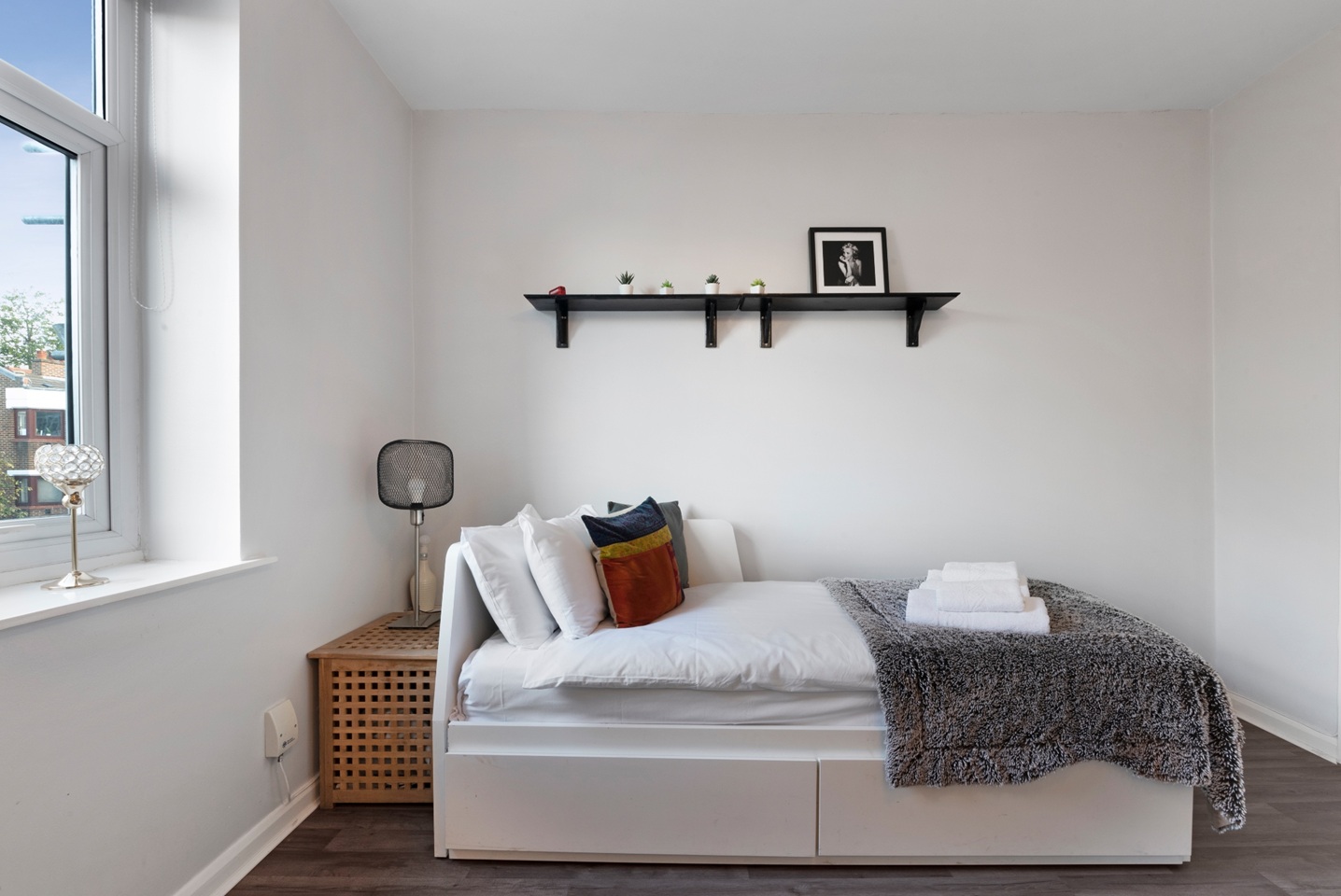 Additional image 6 of 2 Bed Flat, Upper St, N1, N1 7GU