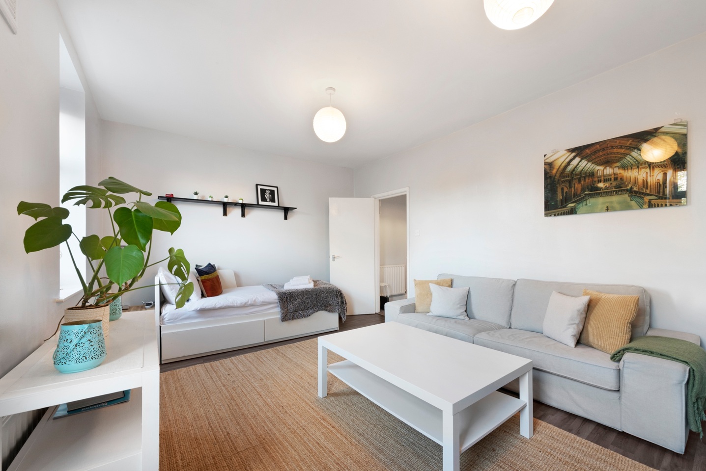 Additional image 10 of 2 Bed Flat, Upper St, N1, N1 7GU