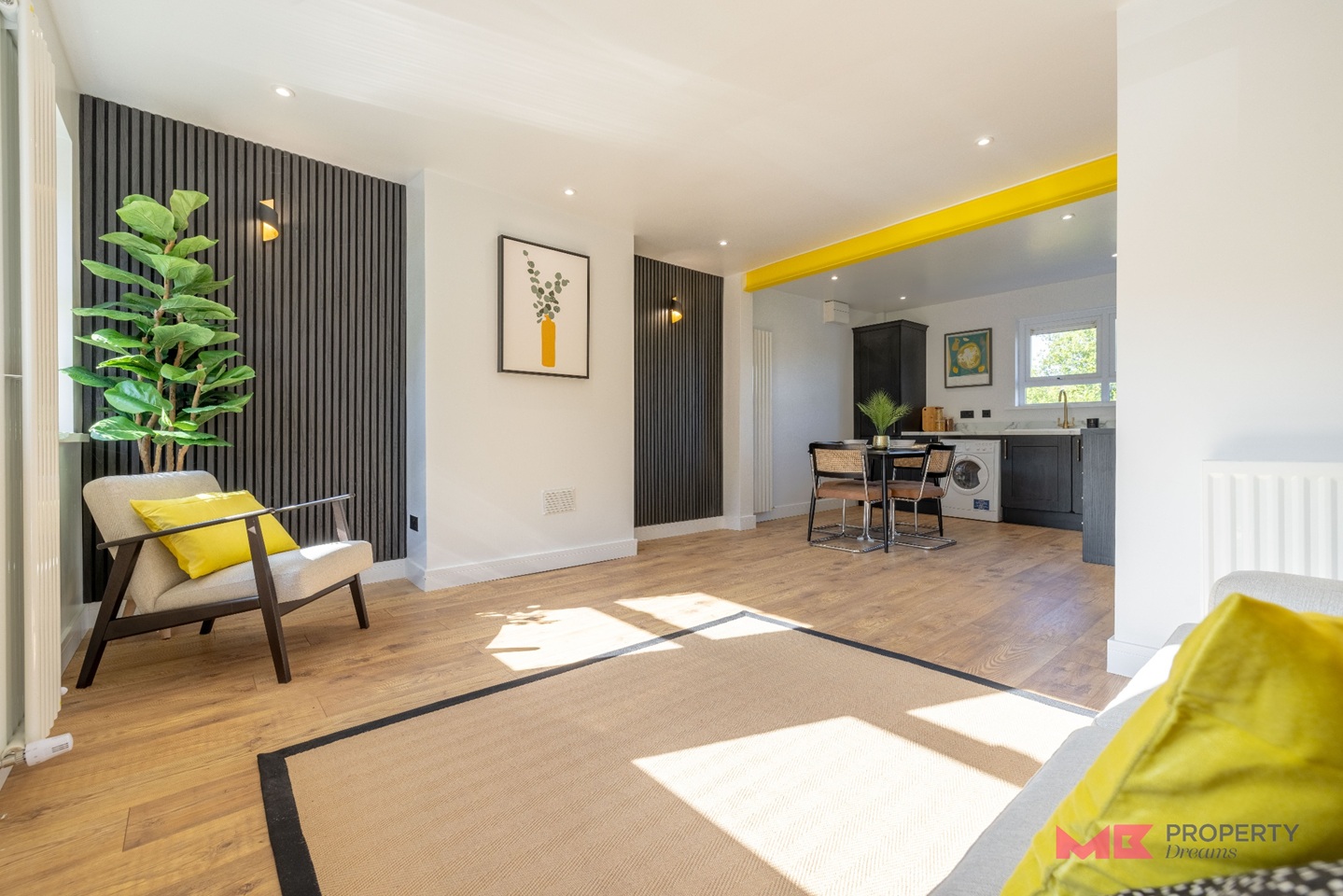 2 Bed Maisonette, Old Holywood Road, BT18, N1 7GU