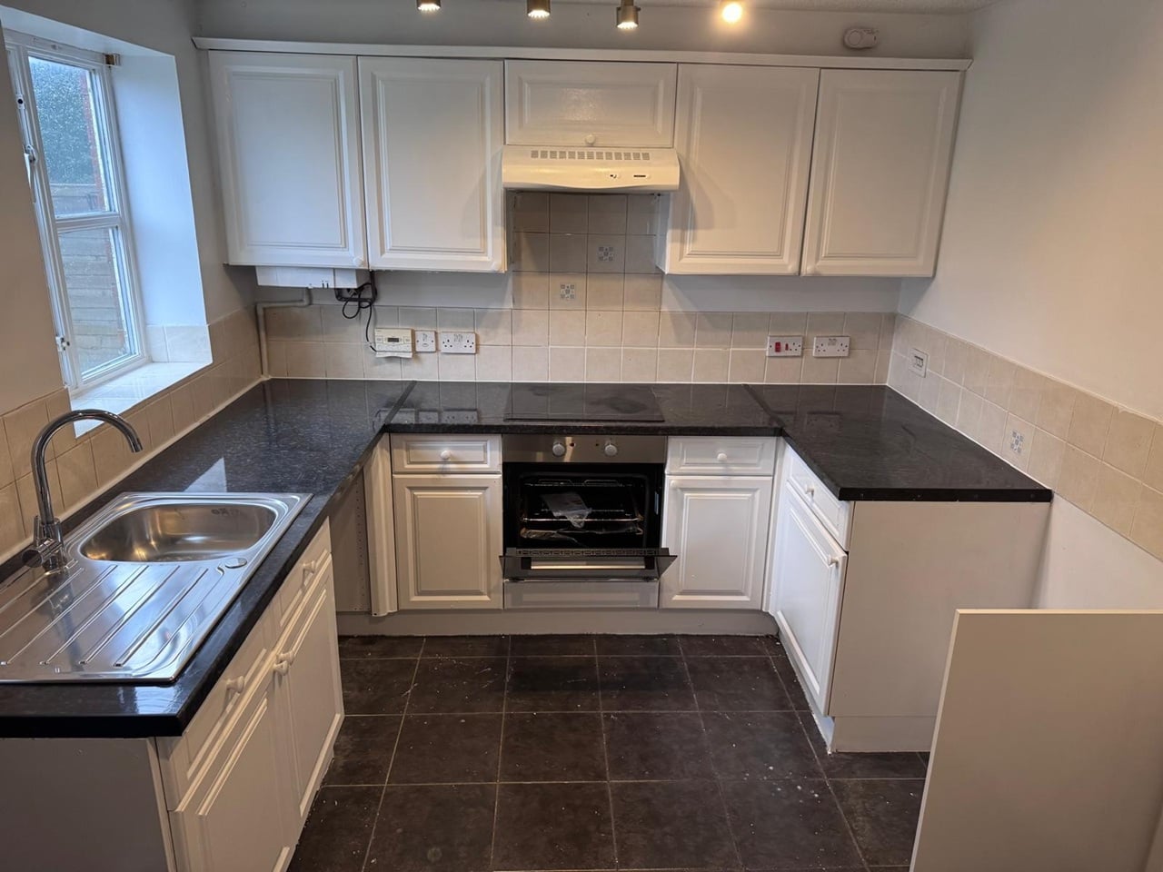 Additional image 2 of 2 Bed Semi-Detached House, Pym St, M40, N1 7GU