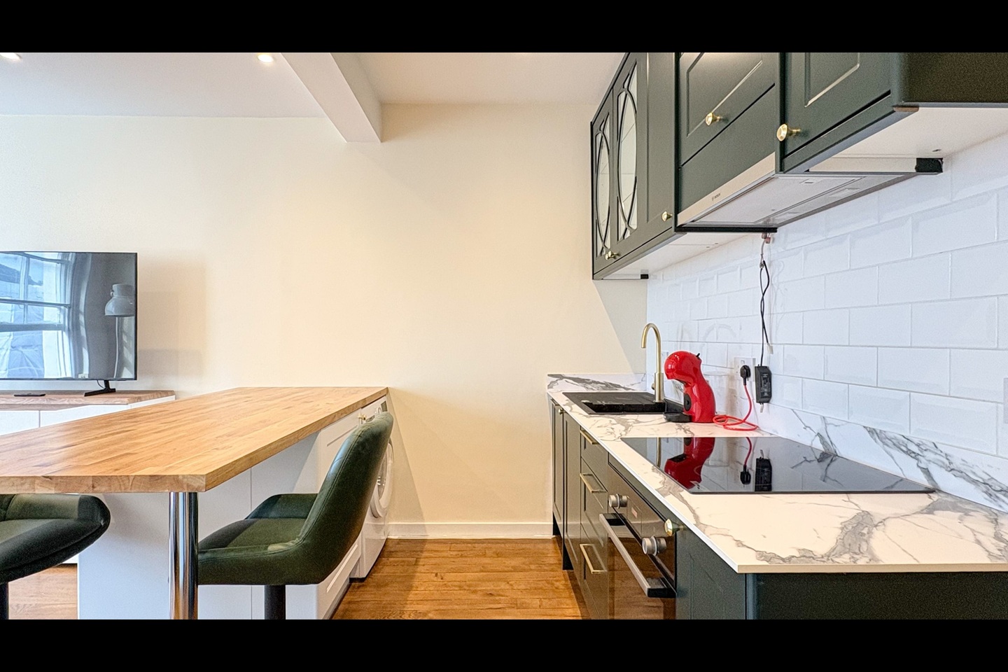 Additional image 7 of 3 Bed Flat, Cromwell Road, SW7, N1 7GU