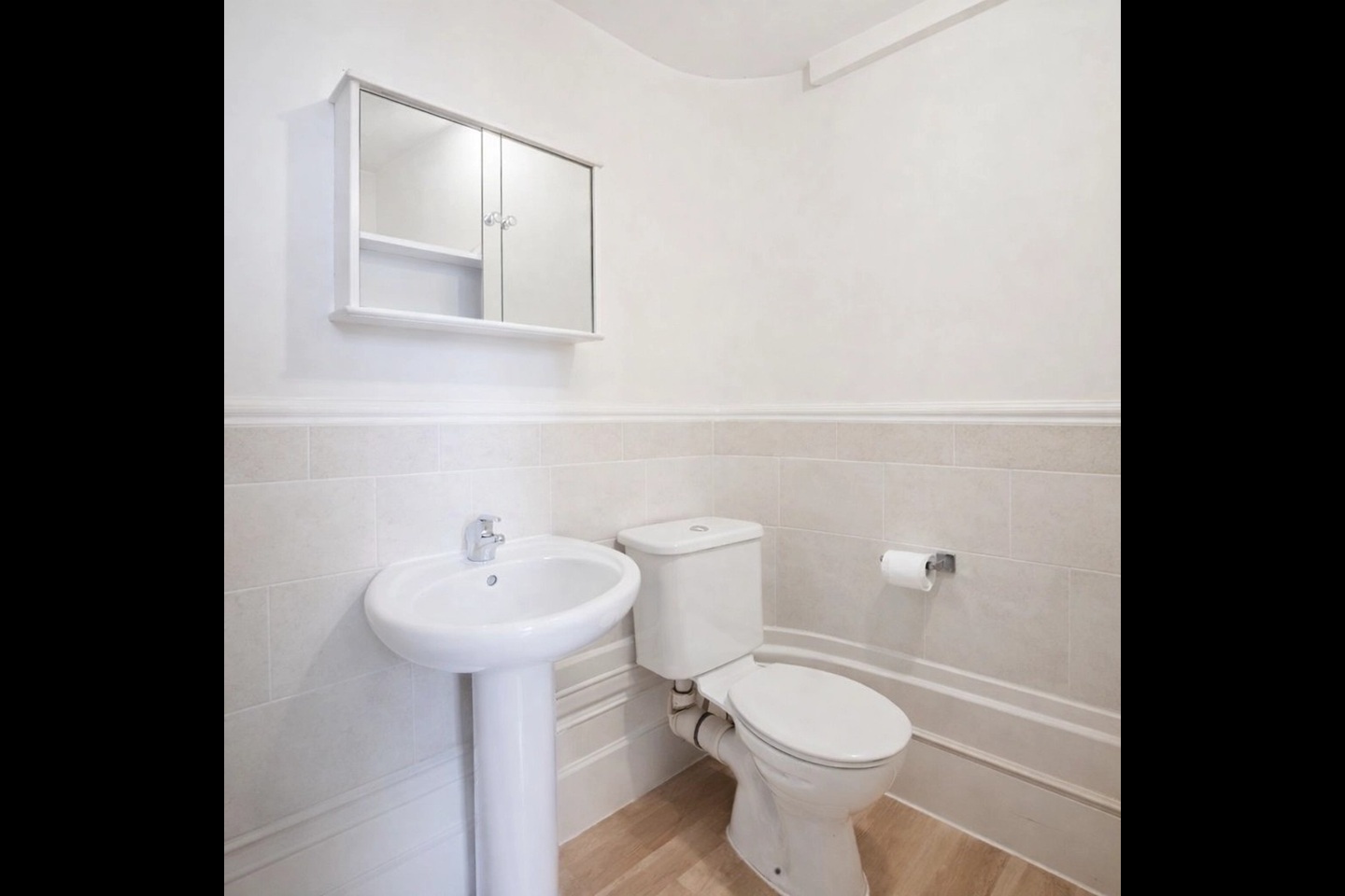 Additional image 3 of Studio Flat, Cromwell Road, SW5, N1 7GU