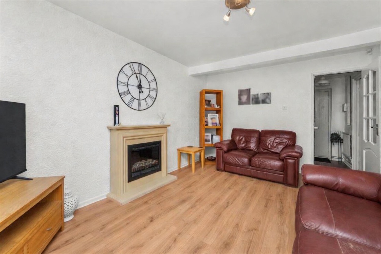 Additional image 4 of 2 Bed End Terrace, Cromwell Road, M6, N1 7GU