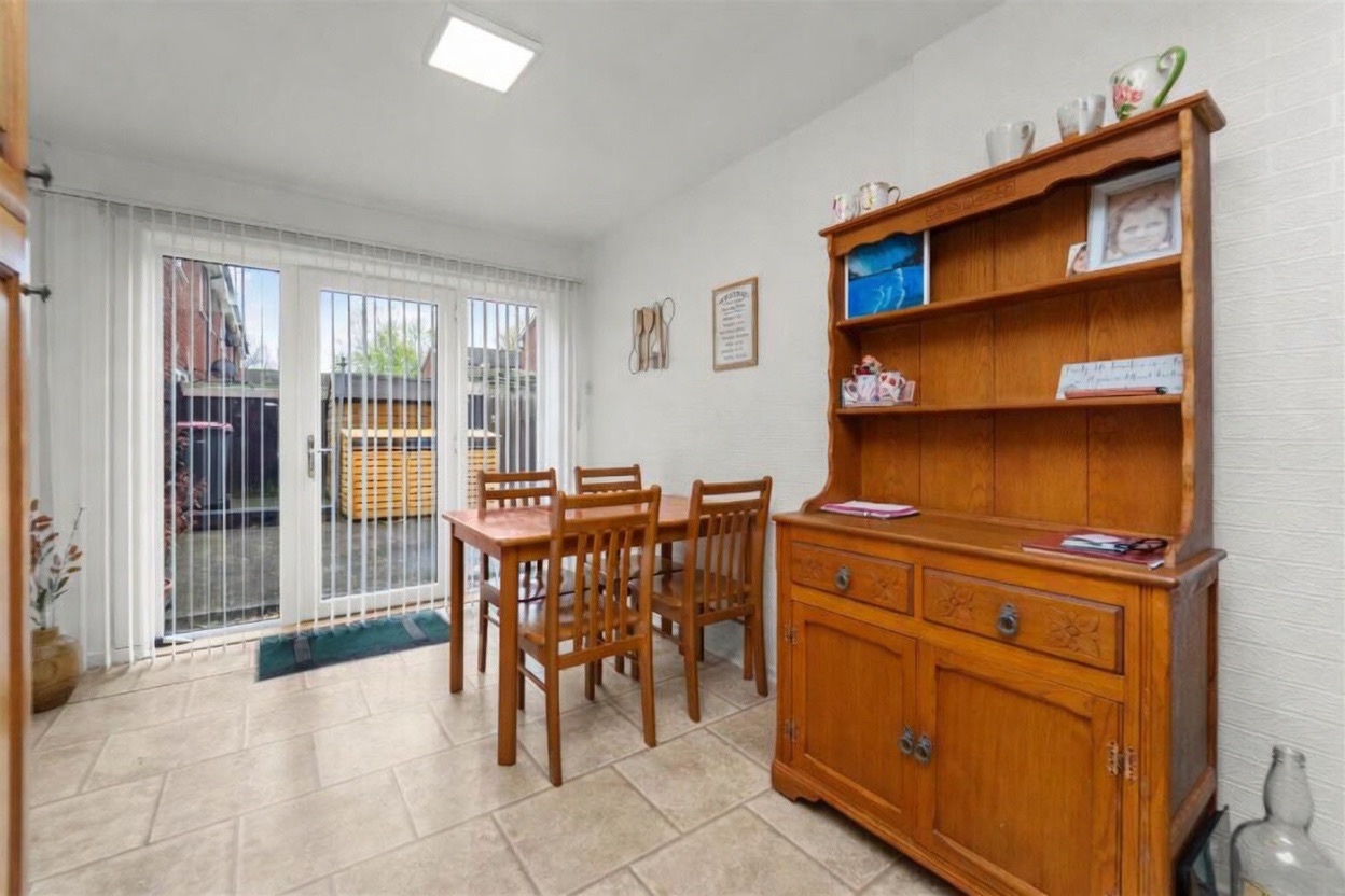 Additional image 7 of 2 Bed End Terrace, Cromwell Road, M6, N1 7GU