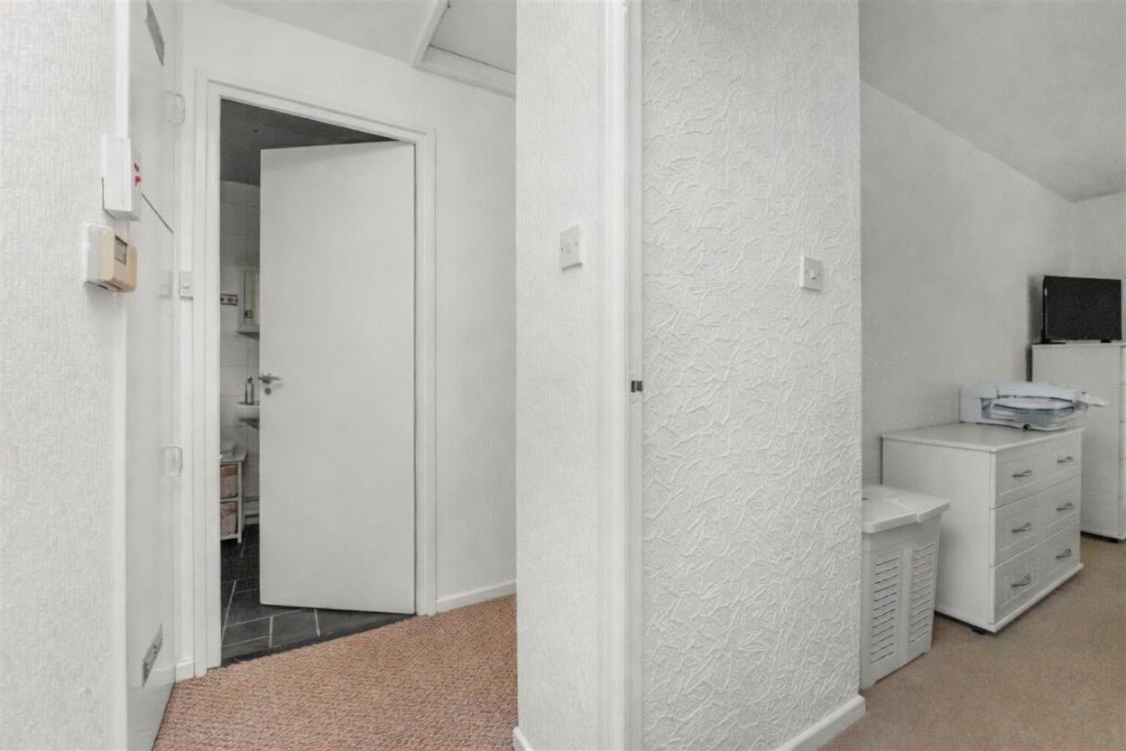 Additional image 17 of 2 Bed End Terrace, Cromwell Road, M6, N1 7GU