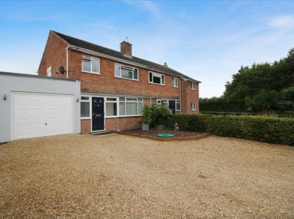 3 Bed Semi-Detached House, Frenchlands Lane, WR2