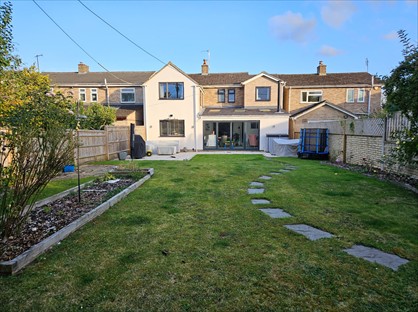 5 Bed Detached House, Moors Close, OX29