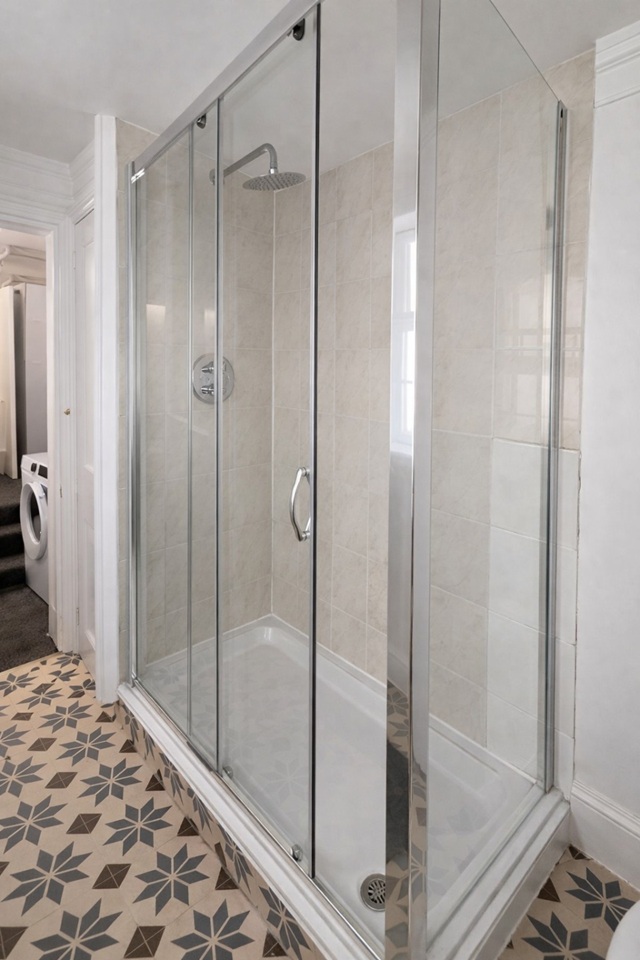 Additional image 4 of Studio Flat, Portsea Place, W2, N1 7GU