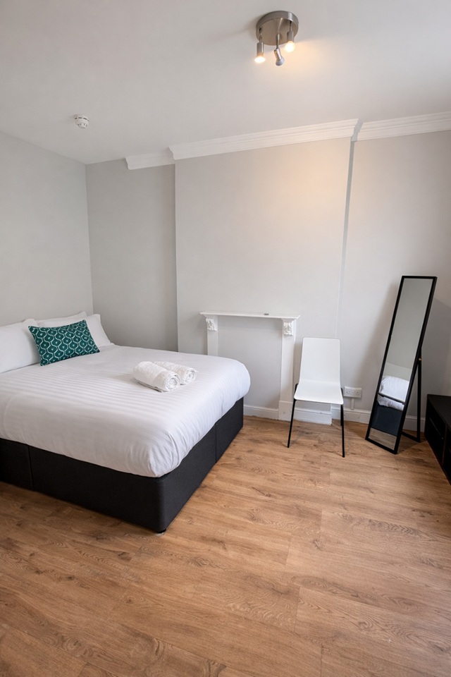 Additional image 9 of 3 Bed Flat, Portsea Place, W2, N1 7GU