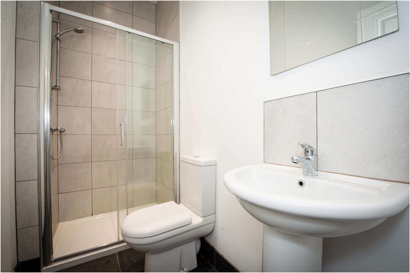 Additional image 12 of Room in a Shared House, Estcourt Terrace, LS6, N1 7GU