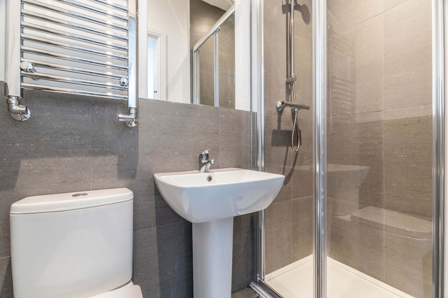 Additional image 16 of Room in a Shared House, Cardigan Road, LS6, N1 7GU